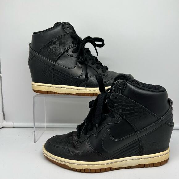 Nike Shoes Womens 7 Dunk Sky Hi Hidden Wedge Black Leather Gum 528899-012 - Picture 1 of 8
